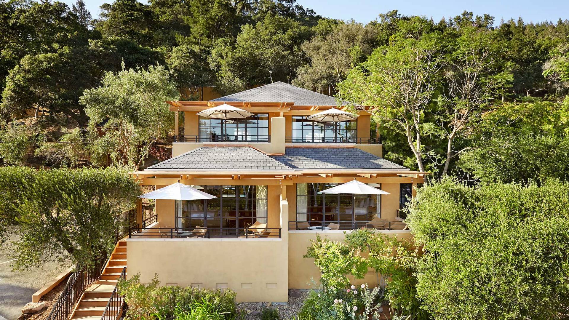 Auberge du Soleil, Auberge Collection