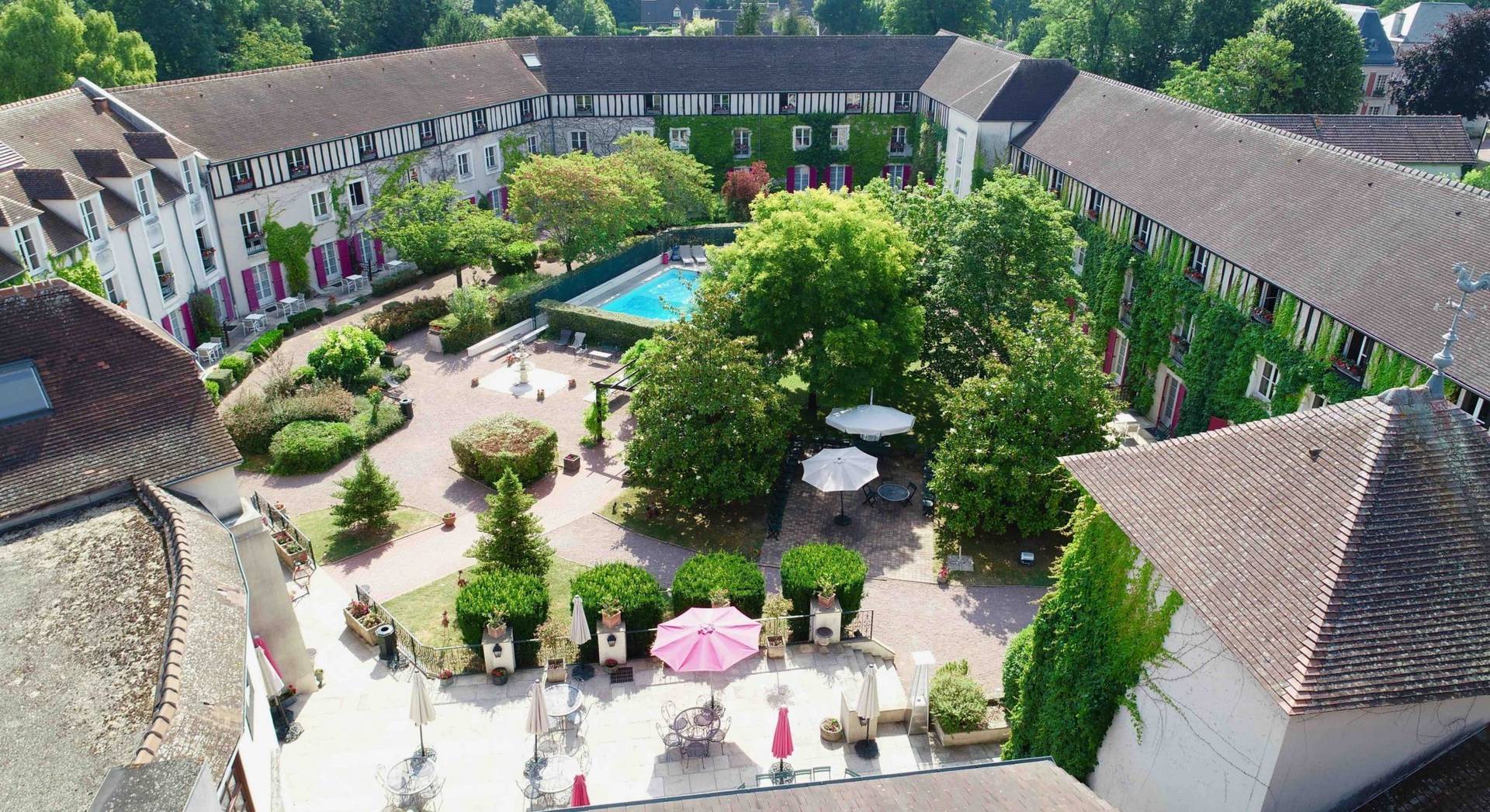 Le Manoir de Gressy, green seminar venue near Paris