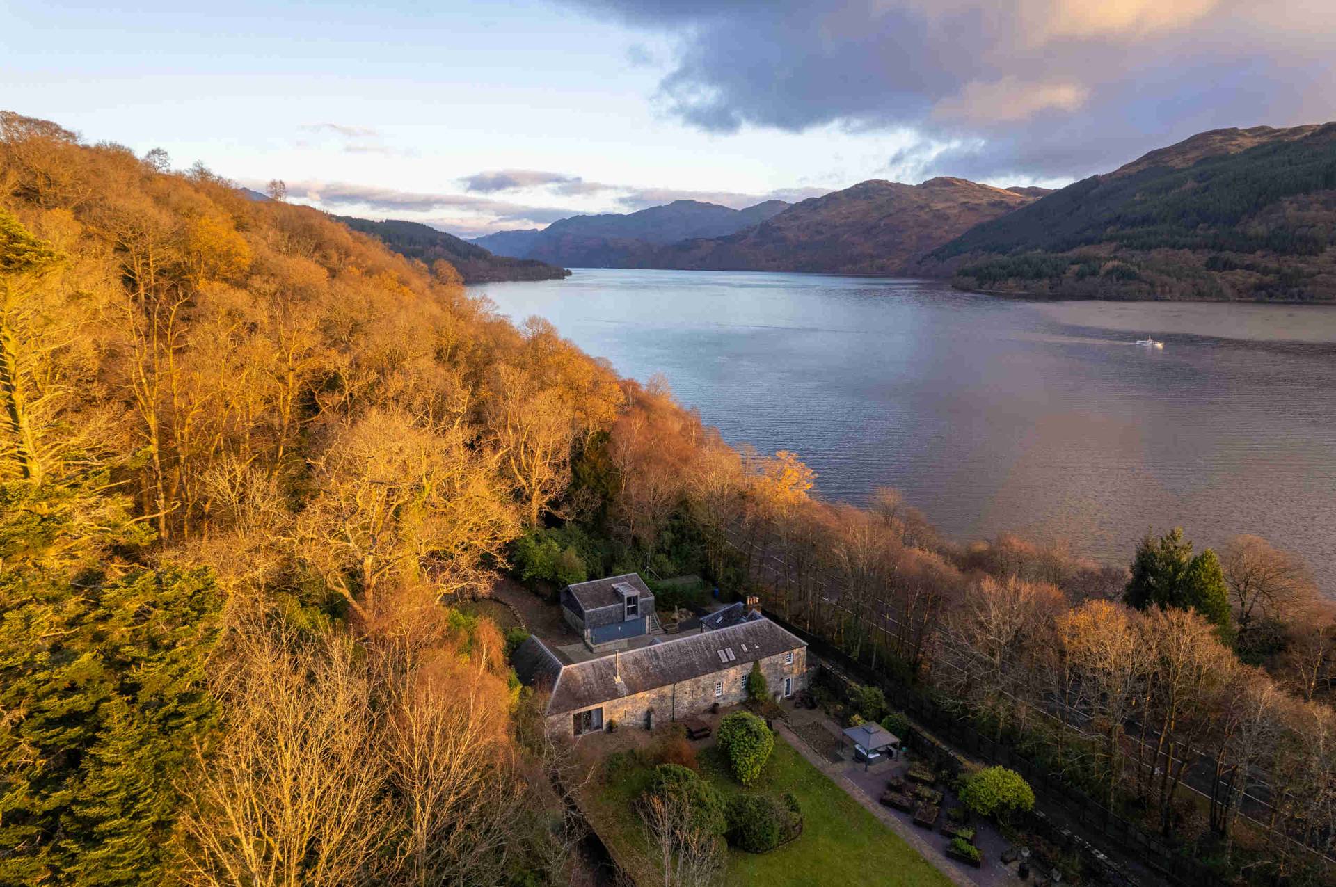 Loch Lomond and the Trossachs, holiday party venue in