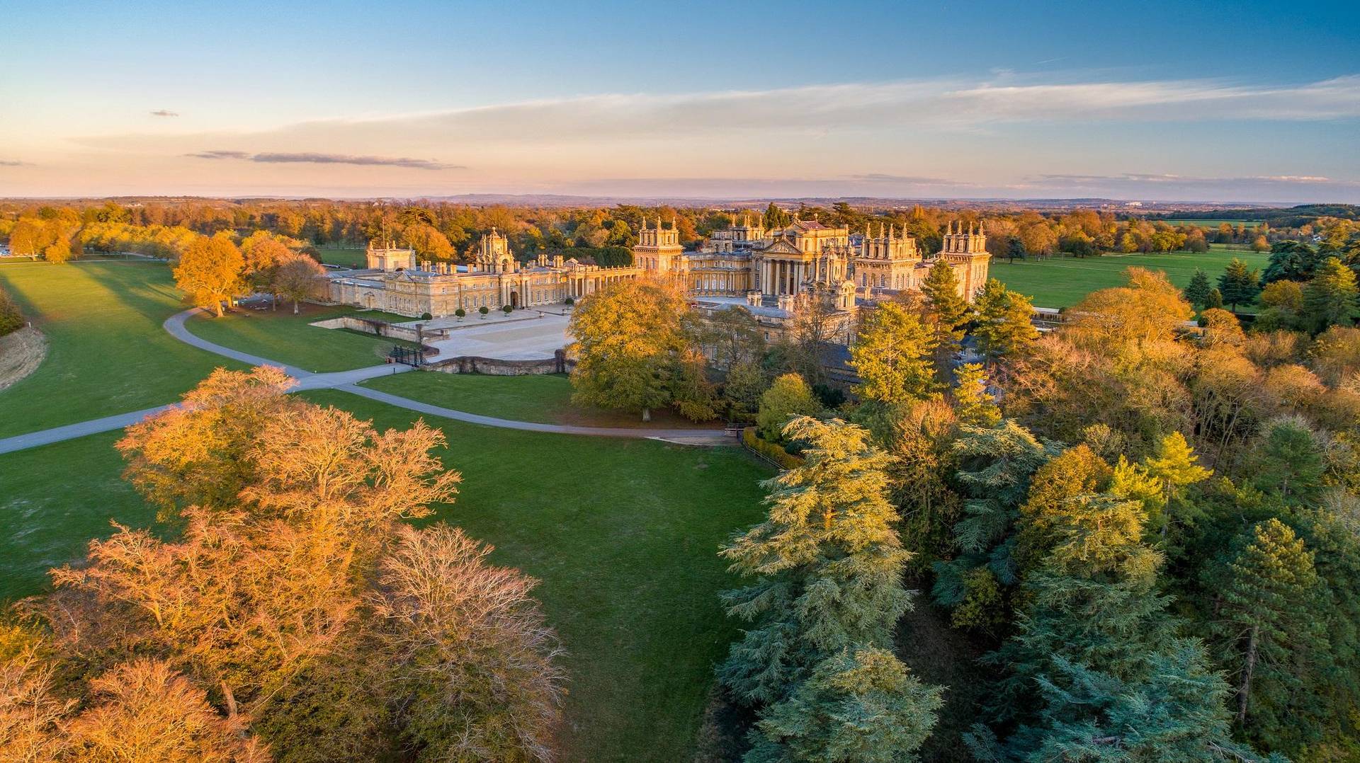 Blenheim Palace, holiday party venue in